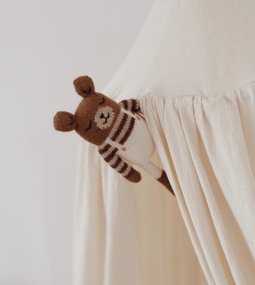 Teddy knit toy | nut overalls 2