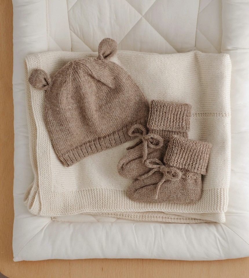 Bonnet bébé tricoté ourson