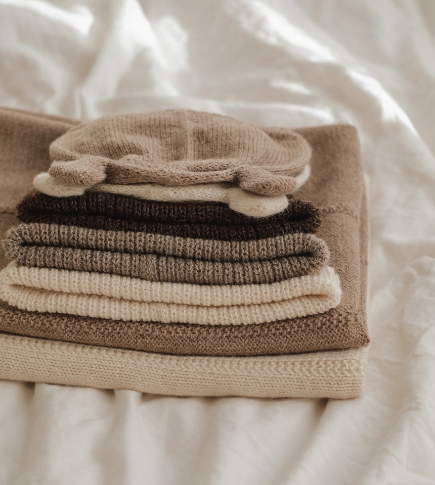 Paz knitted baby blanket