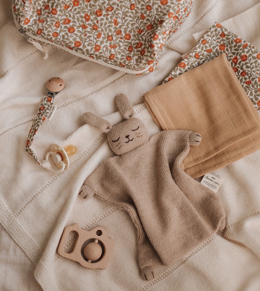 Doudou plat tricoté | lapin sable