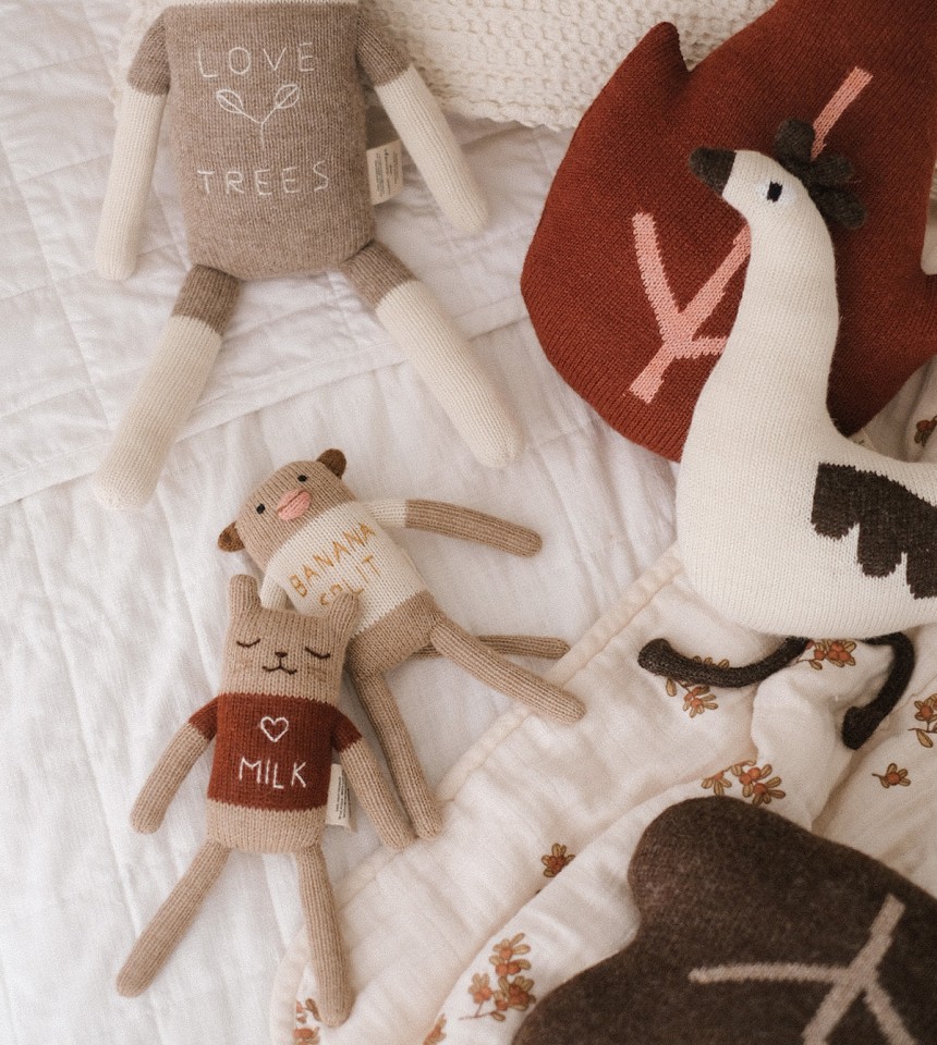 "Milk" kitten knit toy | 10Y edition