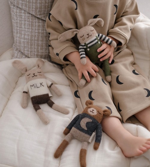 Doudou lapin Milk | Main Sauvage x Organic Zoo