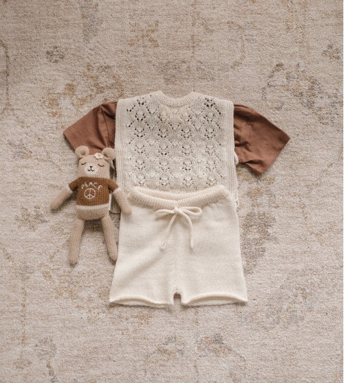 Teddy knit toy | peace