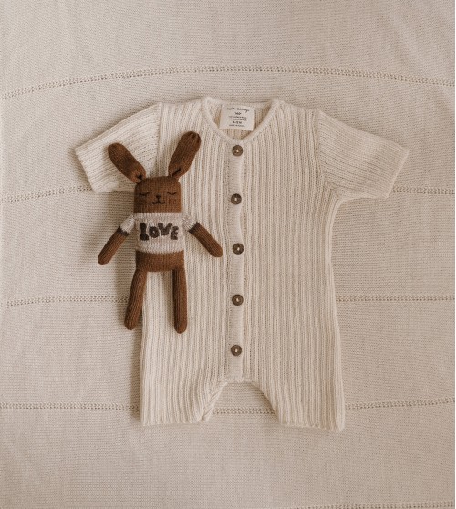 Bunny knit toy | love