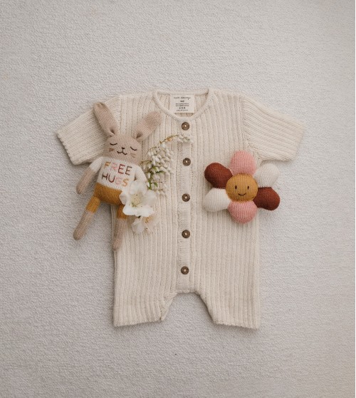 Flower rattle | sienna