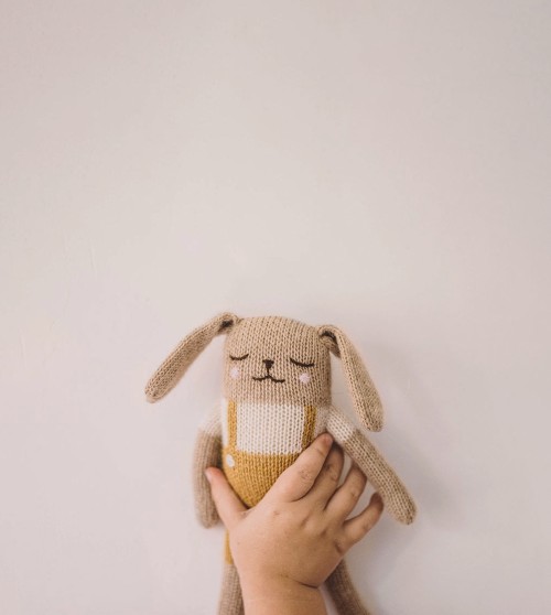 Bunny knit toy | ochre 2