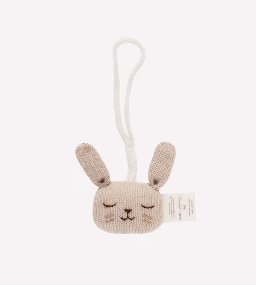 Hanging rattle | bunny sand