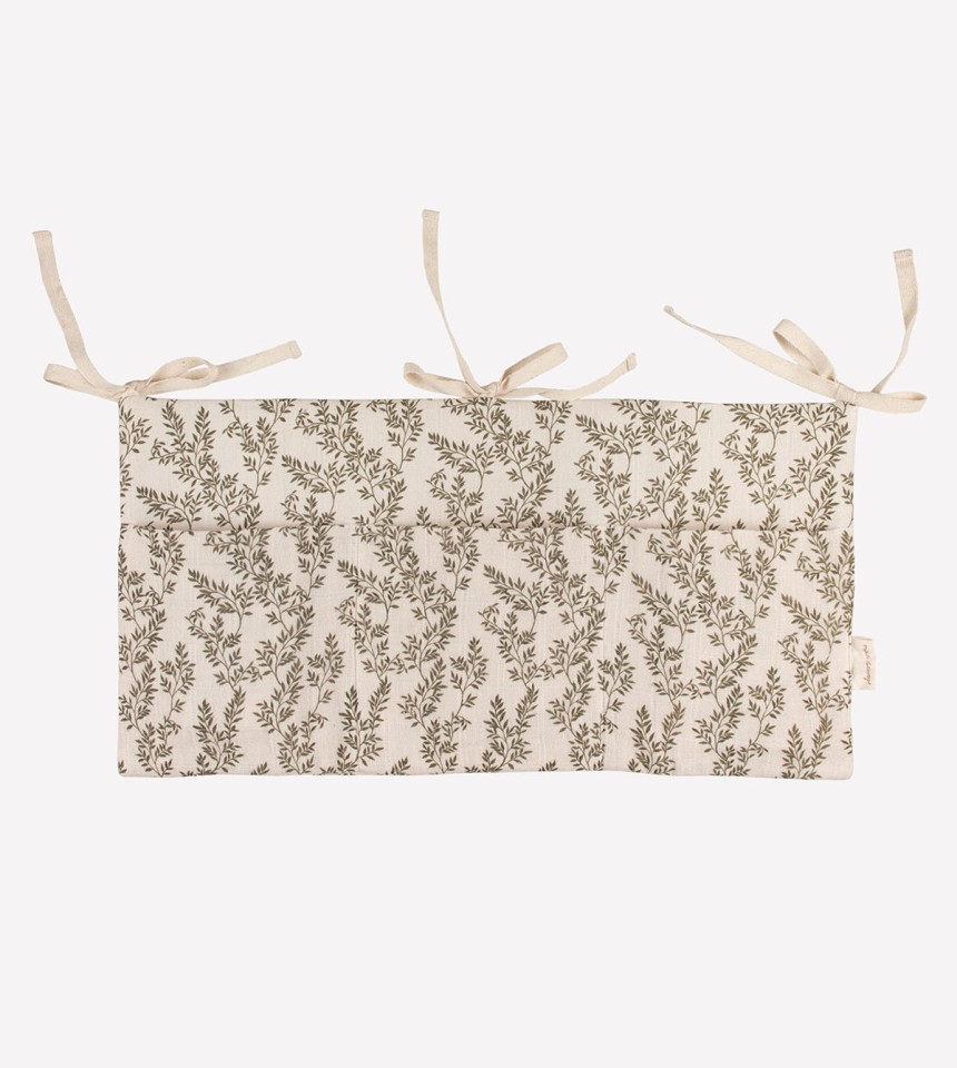 Crib organiser | bay leaves