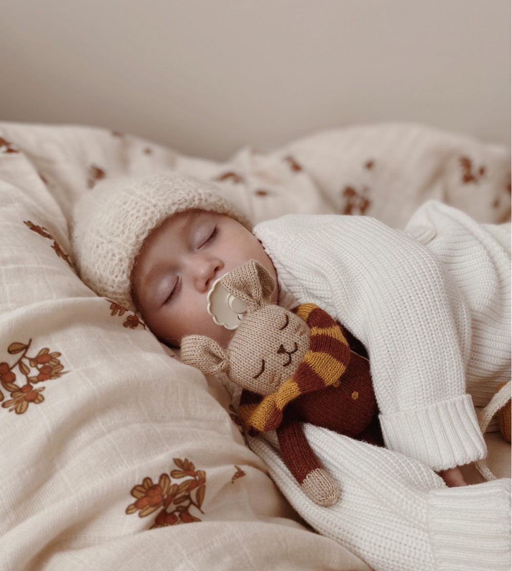 Lapin mignon en peluche bébé sommeil confort jouet enfants cadeau
