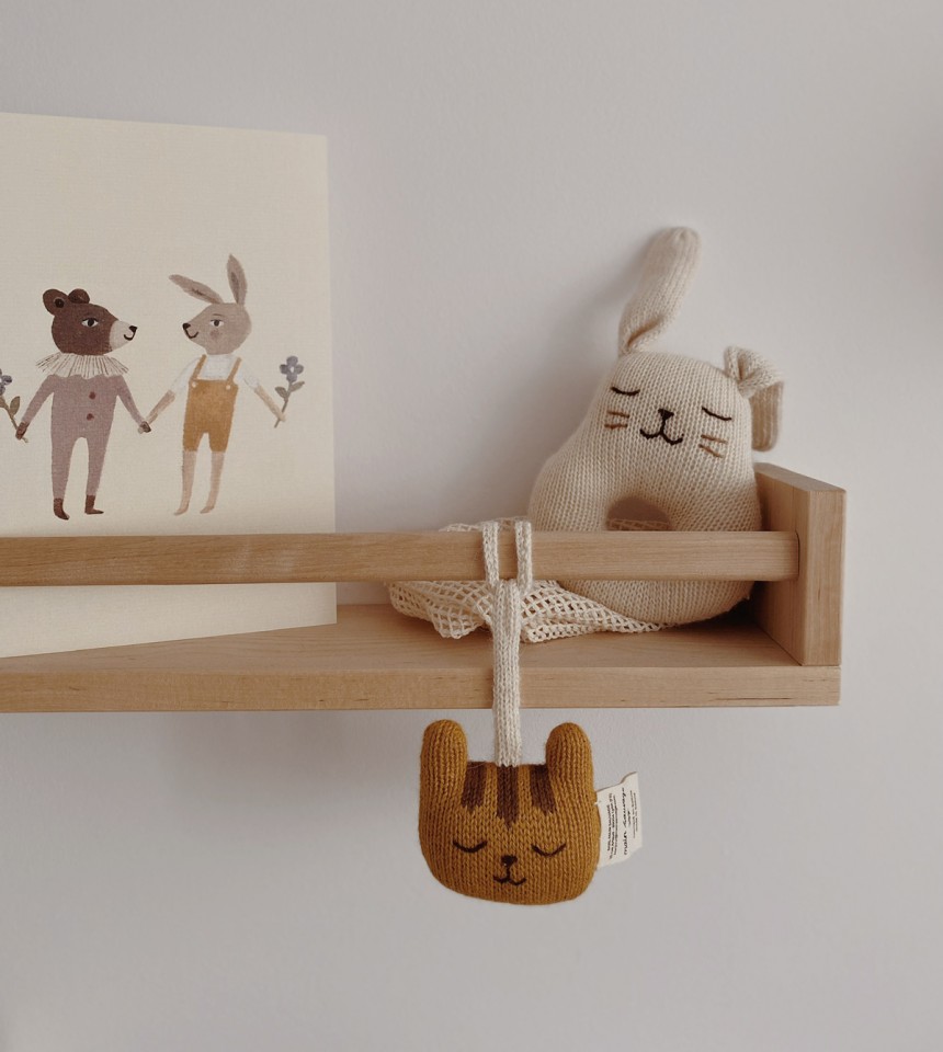 Tiger hanging rattle