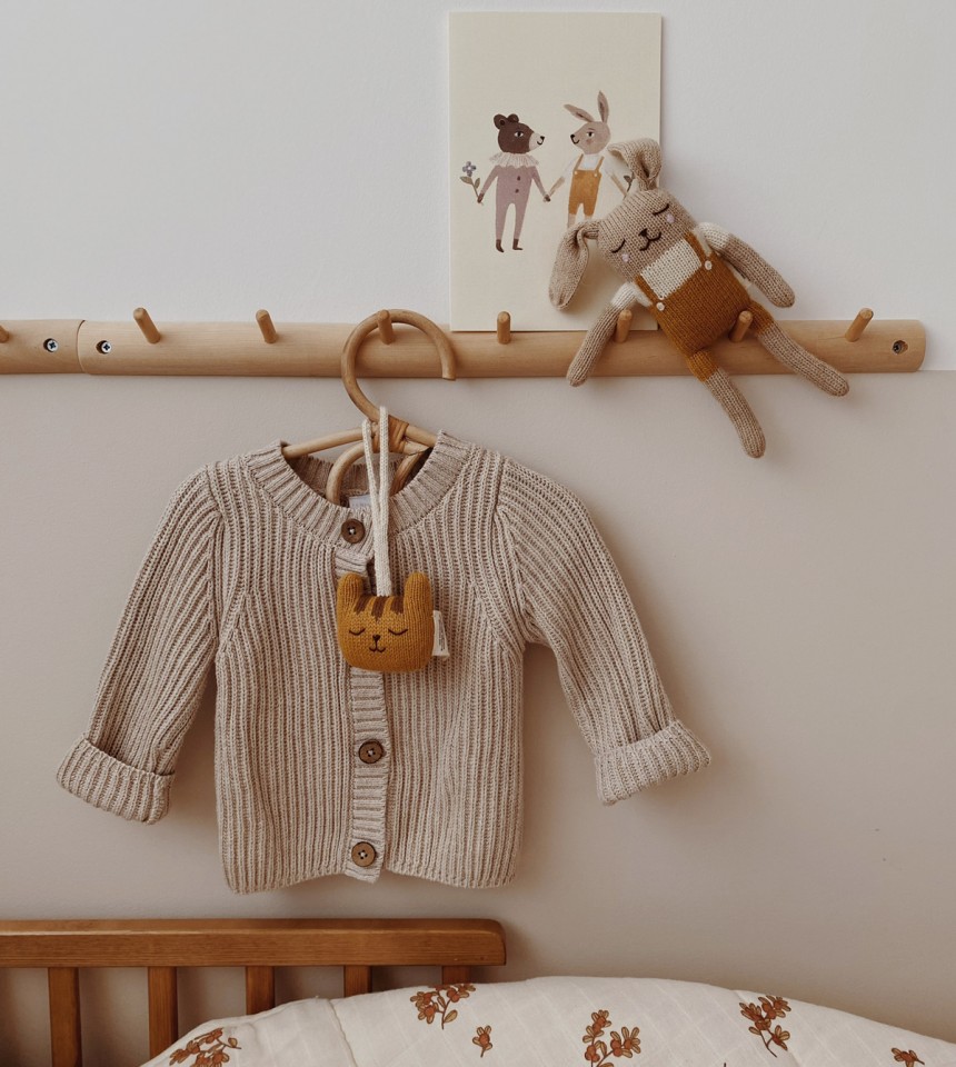 Tiger hanging rattle